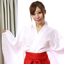 新年女体盛り！巫女と何度もヤリまくって中出し
