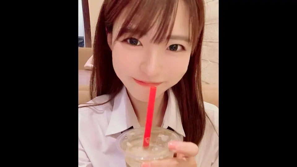 【全国1位】フォロワー爆増中 日本一かわいい18歳”本物”降臨。ピル無し中出し性行為撮影。※本日まで (AV女優) (なつ )