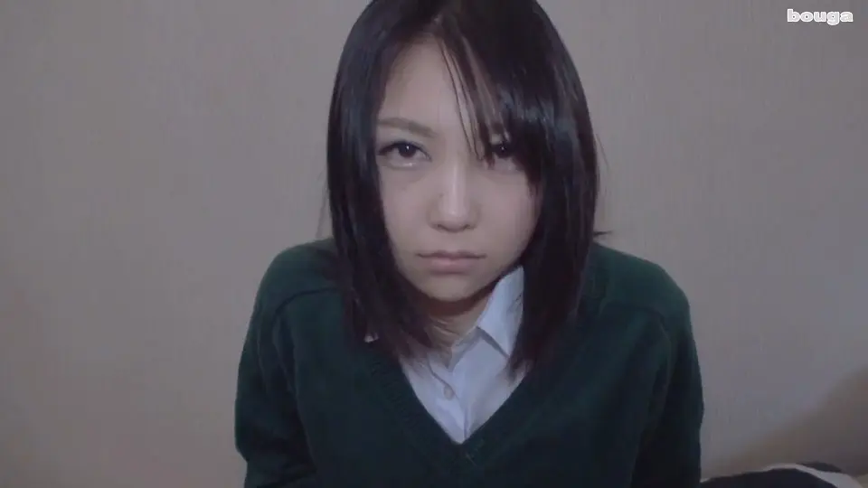 GiIRLS&BOUGA  真っ白な肌と猫みたいな瞳が忘我に潤む訳ありJK初めての体験にパイパンまんこがヌルヌルとなりザーメンを求める若い本能露出ドキュメント (忘我) (真琴 )