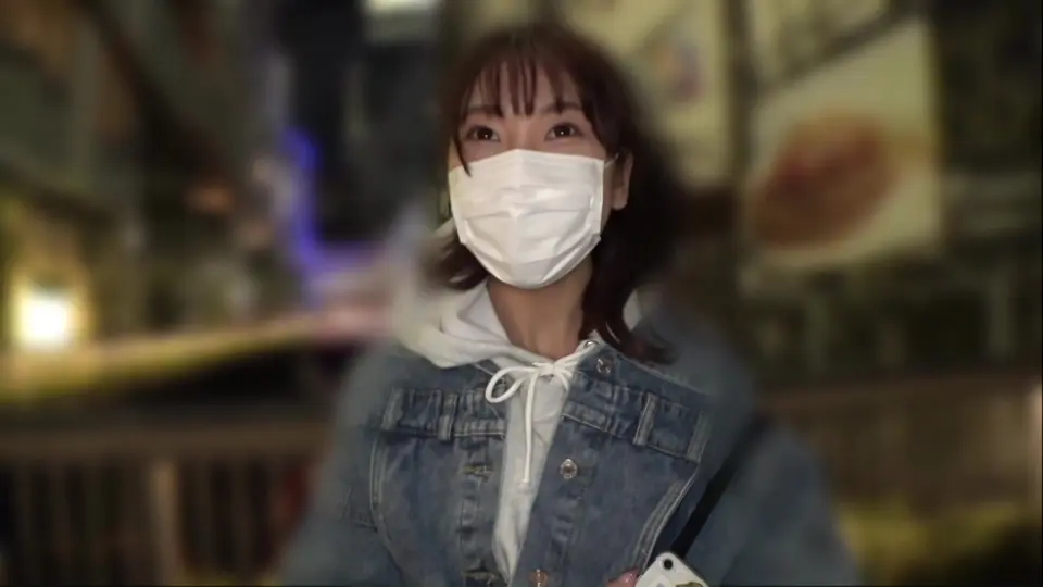 りの 20歳 ファミレス店員 (FALCON) (りの )