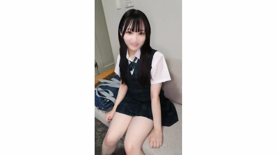 ＜無修正＞ホテルでリラックス中の黒髪清楚系美人と制服姿で貪り合う。吐息交じりエロいガチ喘ぎ〜感度の良過ぎるキツキツまんこガチイキ連発❤濃厚中出し！ (素人) (素人 )