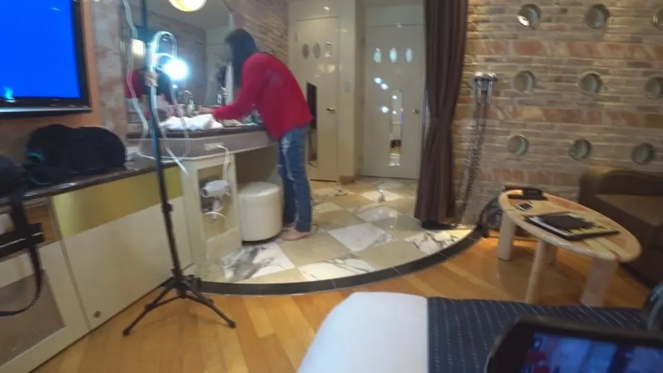 素人ハメ撮り２～カワイイ子とキレイな子との子作り企画