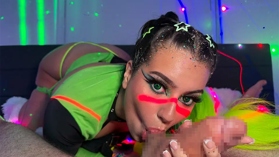 Rave Neon Deepthroat Lets Lani Rivers Milk Brian Omally's Cock!～RaveBunnys